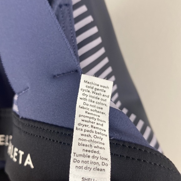 Allyson Felix x Athleta Collab Ultimate Legend Sports Bra Size Large - Picture 11 of 13